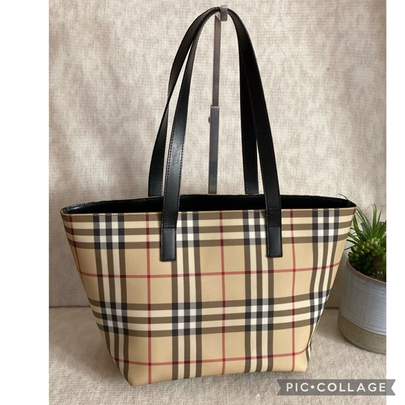 Burberry Handbags - Great Condition Burberry Nova Check Tote Bag